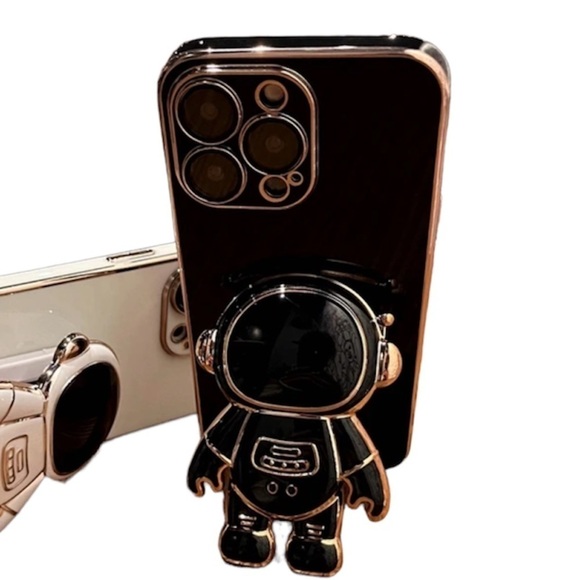 🎉HP🖤🎉Astronaut design  Electroplated 3D pop socket phone stand - Picture 1 of 8